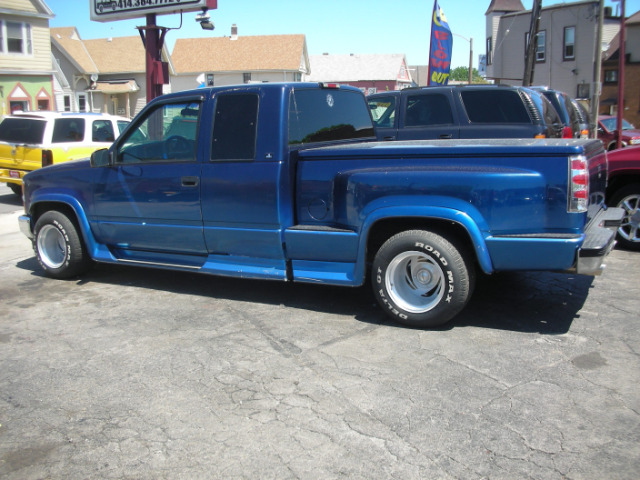 1995 Chevrolet C1500 2500 LS 4WD