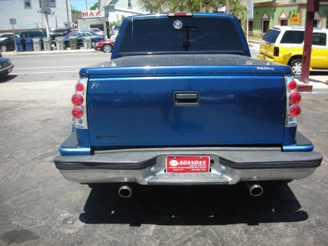 1995 Chevrolet C1500 2500 LS 4WD