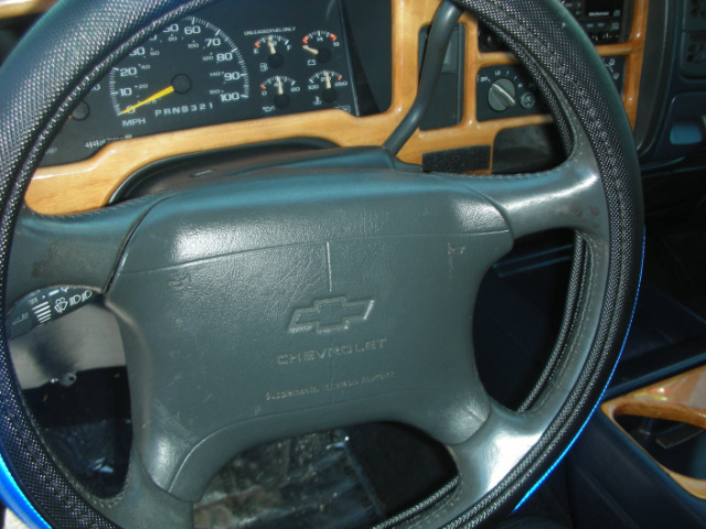1995 Chevrolet C1500 2500 LS 4WD