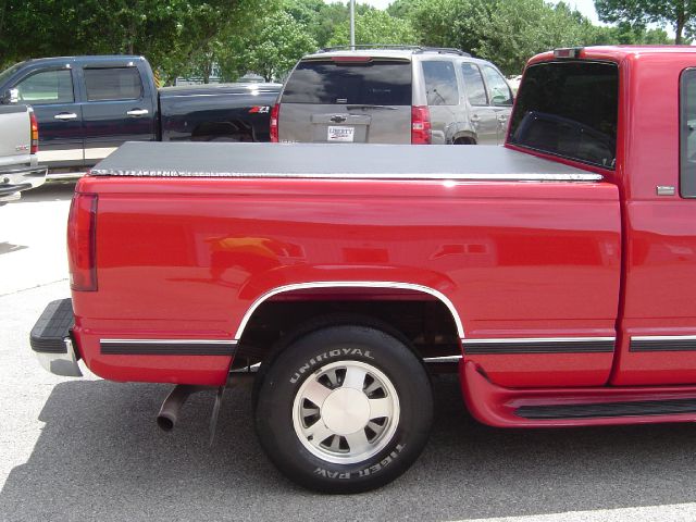 1996 Chevrolet C1500 2500 LS 4WD