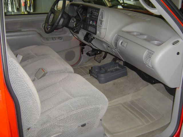 1996 Chevrolet C1500 2500 LS 4WD