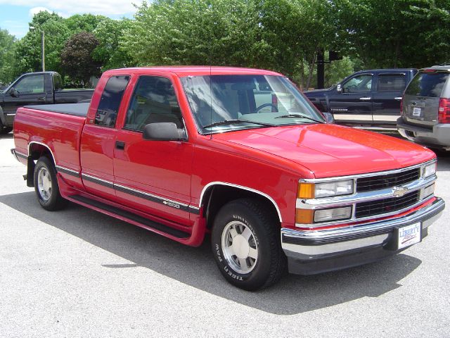 1996 Chevrolet C1500 2500 LS 4WD
