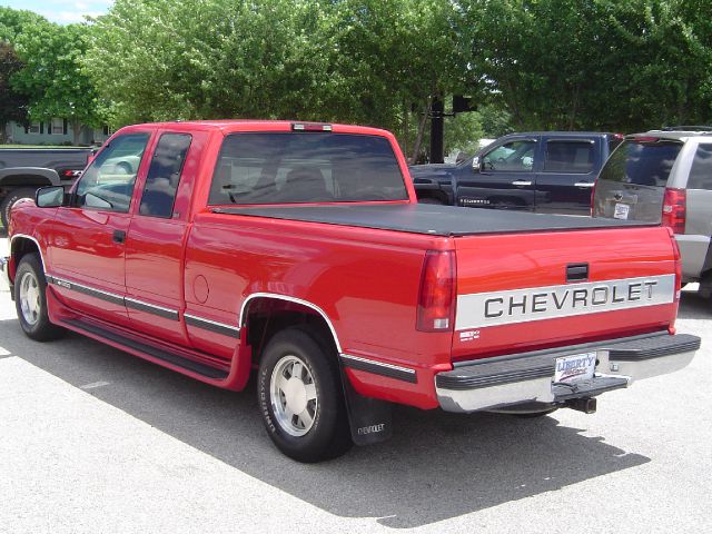 1996 Chevrolet C1500 2500 LS 4WD