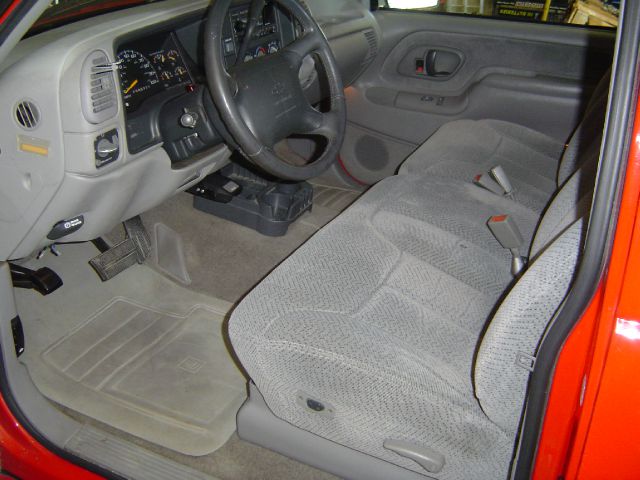 1996 Chevrolet C1500 2500 LS 4WD