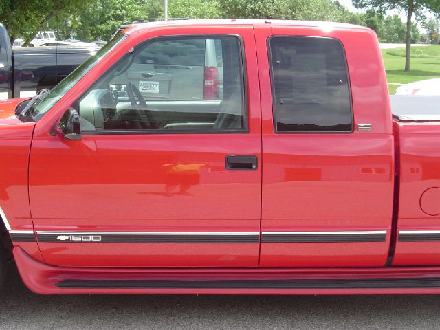 1996 Chevrolet C1500 2500 LS 4WD