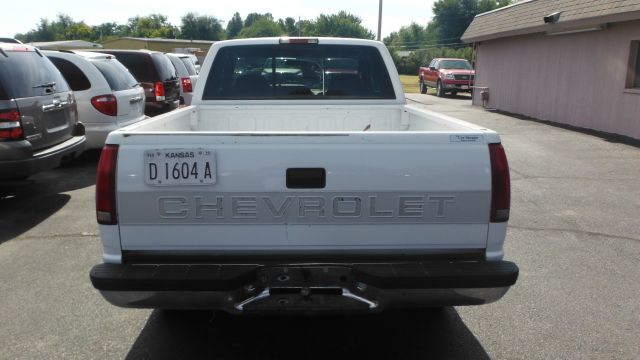 1996 Chevrolet C1500 2500 LS 4WD