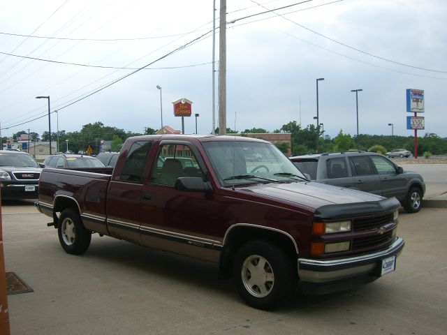 1996 Chevrolet C1500 2500 LS 4WD