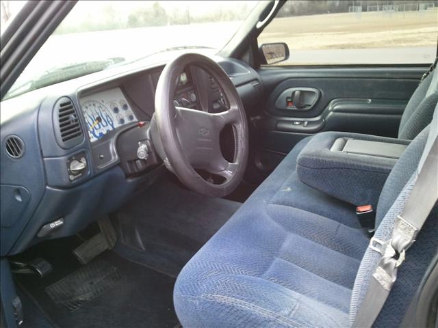 1996 Chevrolet C1500 Base