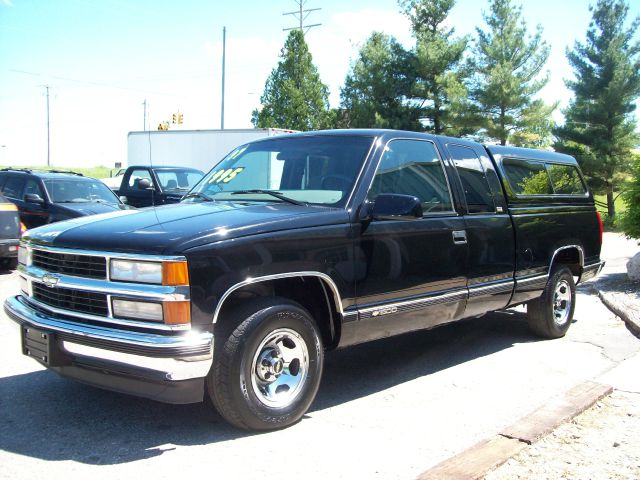 1997 Chevrolet C1500 2500 LS 4WD