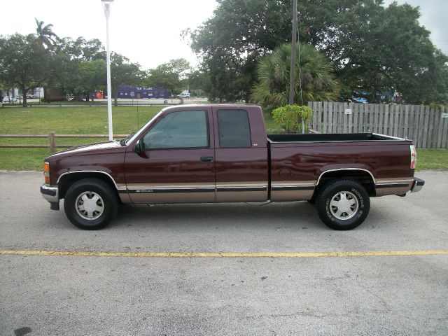 1997 Chevrolet C1500 2500 LS 4WD