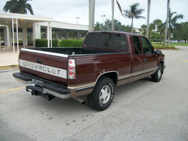 1997 Chevrolet C1500 2500 LS 4WD