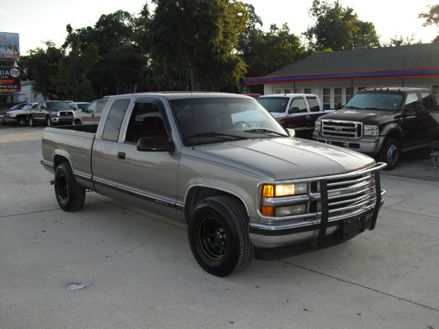 1998 Chevrolet C1500 2500 LS 4WD