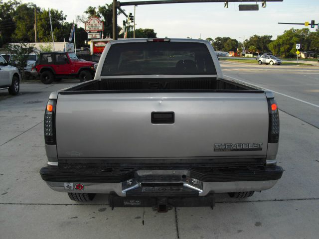1998 Chevrolet C1500 2500 LS 4WD