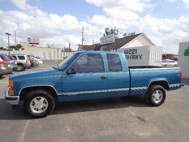 1998 Chevrolet C1500 C230 2dr Cpe 1.8L Coupe