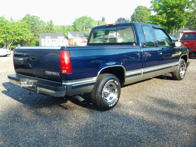 1998 Chevrolet C1500 2500 LS 4WD