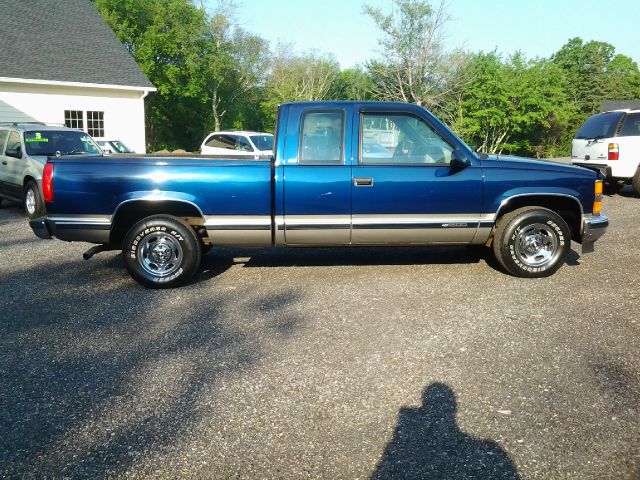 1998 Chevrolet C1500 2500 LS 4WD