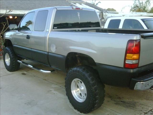 2002 Chevrolet C1500 Touring W/nav.sys