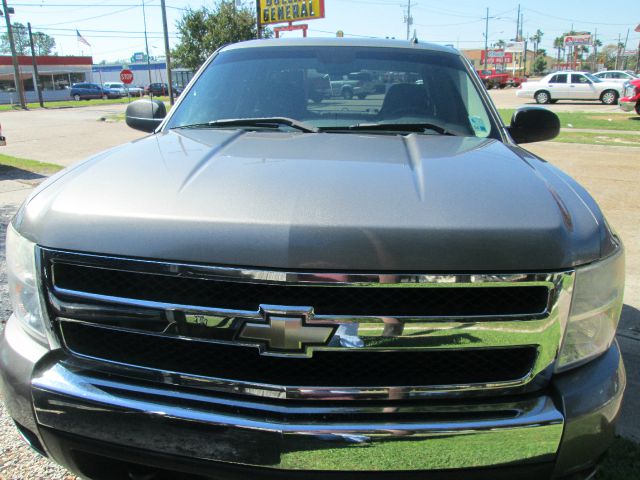 2007 Chevrolet C1500 4x4 Luxury V6