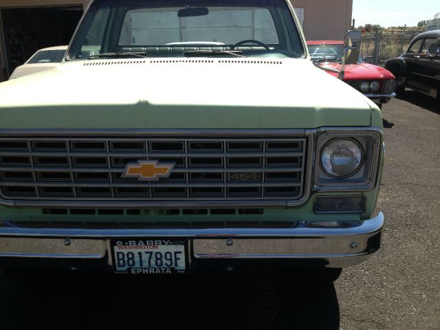 1975 Chevrolet C20 1996 Nissan