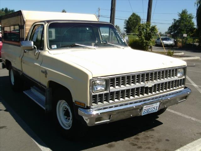 1981 Chevrolet C20 3.2 Quattro S-line AWD Sedan