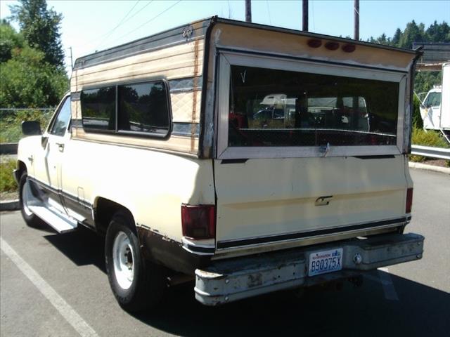 1981 Chevrolet C20 3.2 Quattro S-line AWD Sedan