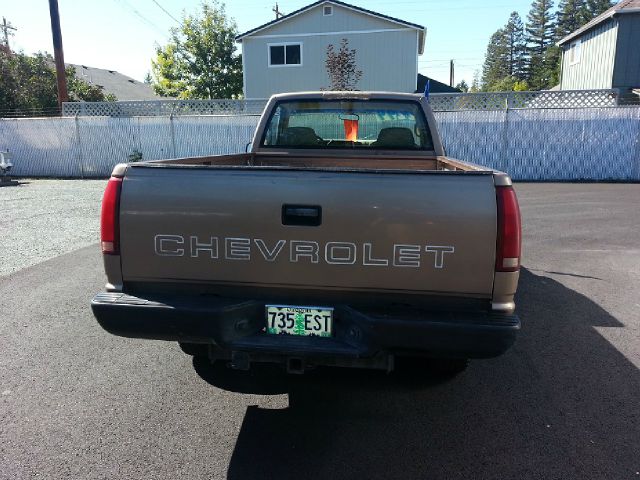 1997 Chevrolet C2500 Lariat 4D Crew Cab Truck