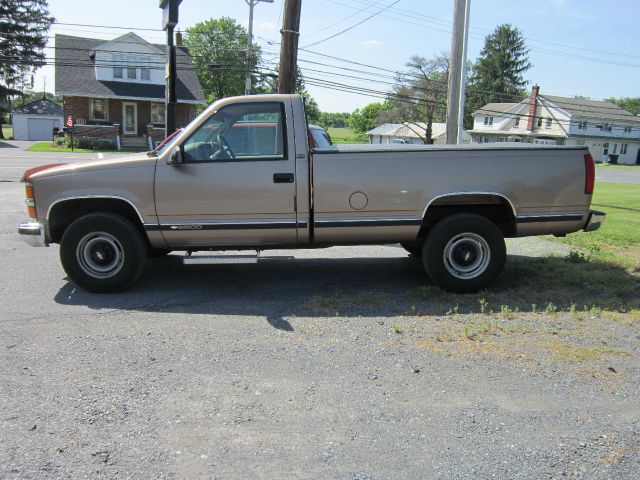 1997 Chevrolet C2500 Lariat 4D Crew Cab Truck