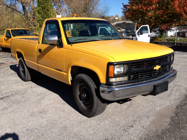 1998 Chevrolet C2500 4 Dr E320 4matic AWD Wagon