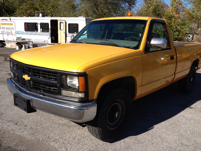 1998 Chevrolet C2500 4 Dr E320 4matic AWD Wagon