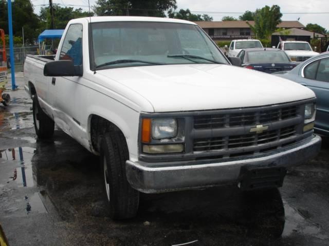 2000 Chevrolet C2500 SX Hatchback