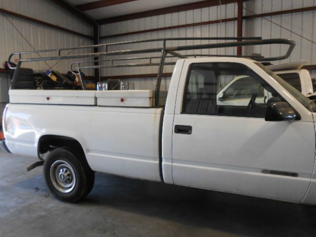 2000 Chevrolet C2500 Lariat 4D Crew Cab Truck