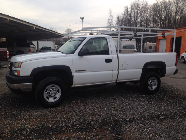 2006 Chevrolet C2500 Z71 Ext. Cab Long Bed 4WD