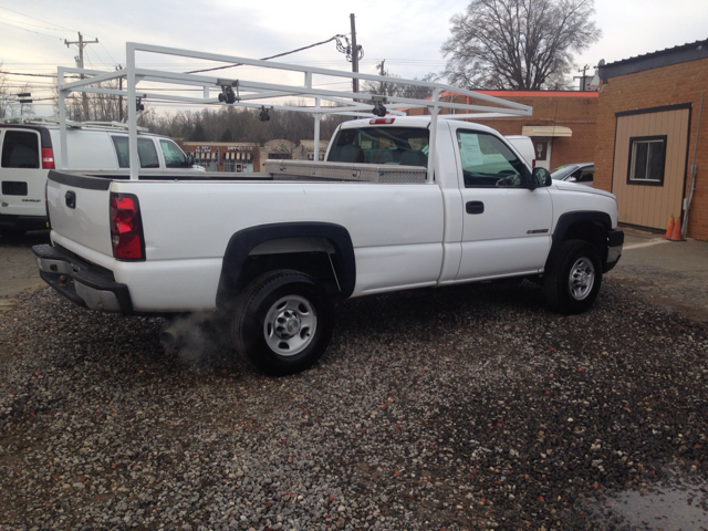 2006 Chevrolet C2500 Z71 Ext. Cab Long Bed 4WD