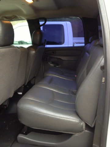 2007 Chevrolet C2500 2003 Mazda LX