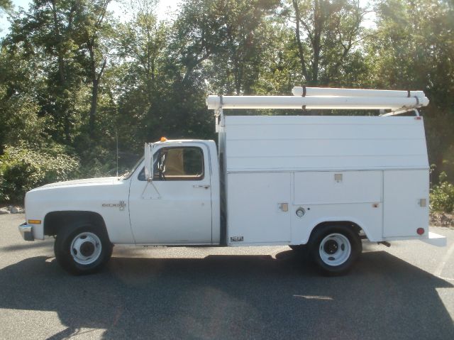 1986 Chevrolet C30 Spartan II Conversion