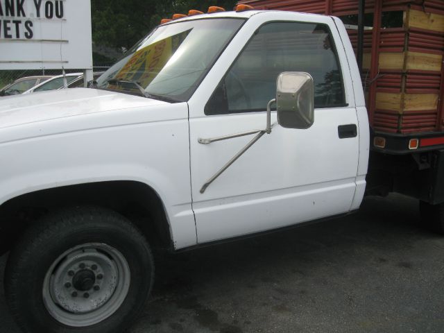 1988 Chevrolet C3500 Lariat 4D Crew Cab Truck