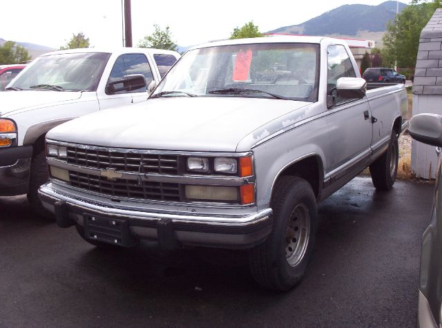 1989 Chevrolet C3500 Lariat 4D Crew Cab Truck