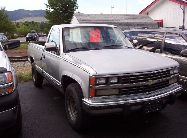 1989 Chevrolet C3500 Lariat 4D Crew Cab Truck