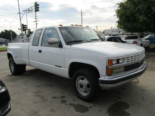 1989 Chevrolet C3500 4dr Sdn Auto GLS w/XM