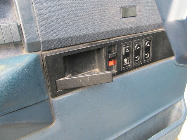 1989 Chevrolet C3500 4dr Sdn Auto GLS w/XM