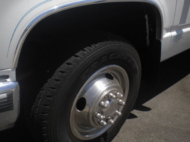 1990 Chevrolet C3500 4dr Sdn Auto GLS w/XM