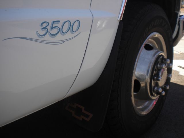 1990 Chevrolet C3500 4dr Sdn Auto GLS w/XM