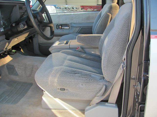 1992 Chevrolet C3500 Luggage Rack