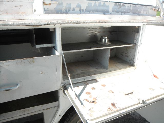 1994 Chevrolet C3500 Lariat 4D Crew Cab Truck