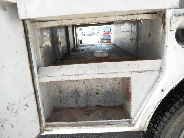 1994 Chevrolet C3500 Lariat 4D Crew Cab Truck