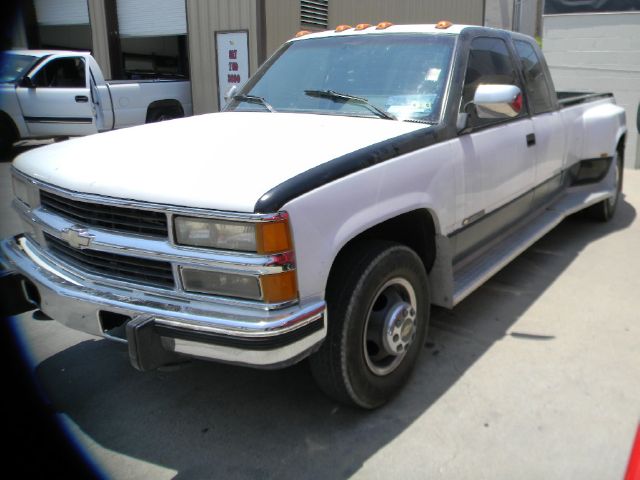 1994 Chevrolet C3500 4dr Sdn Auto GLS w/XM