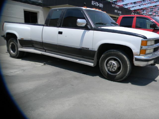 1994 Chevrolet C3500 4dr Sdn Auto GLS w/XM