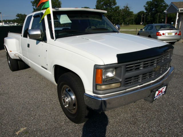 1994 Chevrolet C3500 4dr Sdn Auto GLS w/XM