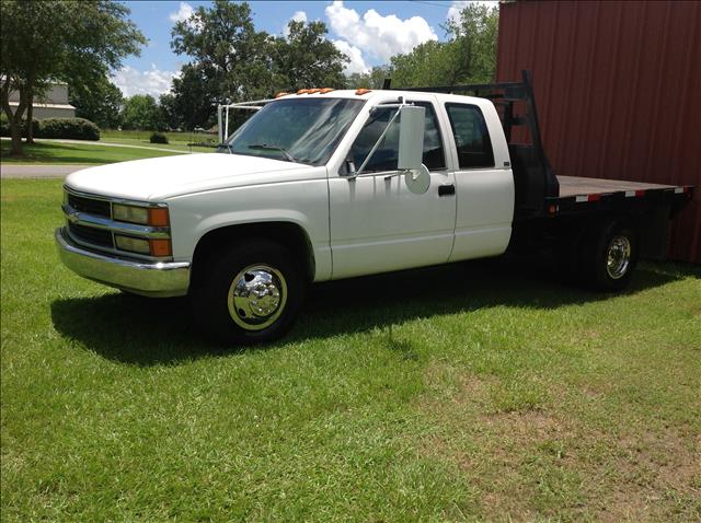 1994 Chevrolet C3500 4dr Sdn Auto GLS w/XM