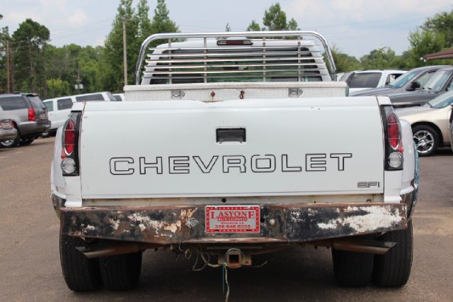 1996 Chevrolet C3500 Lariat 4D Crew Cab Truck